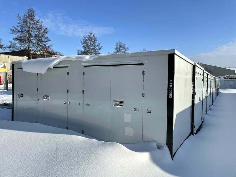 The Z-Box versus hours of falling snow